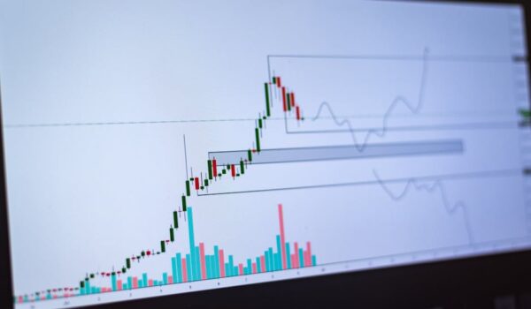거래를 시작하기 전에 Forex 거래 시스템을 배우십시오