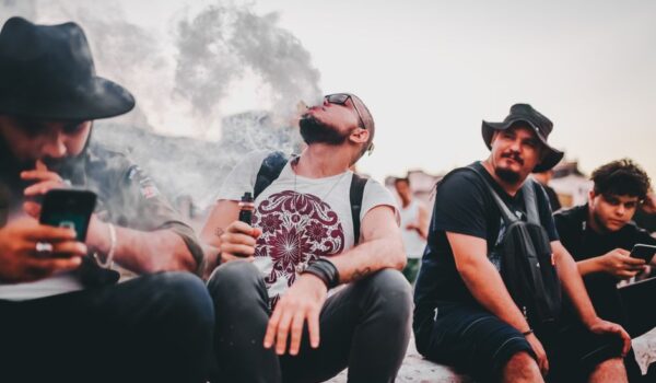 온라인에서 최고의 Vaping 제품을 사용하여 환경 친화적으로 전환하십시오.