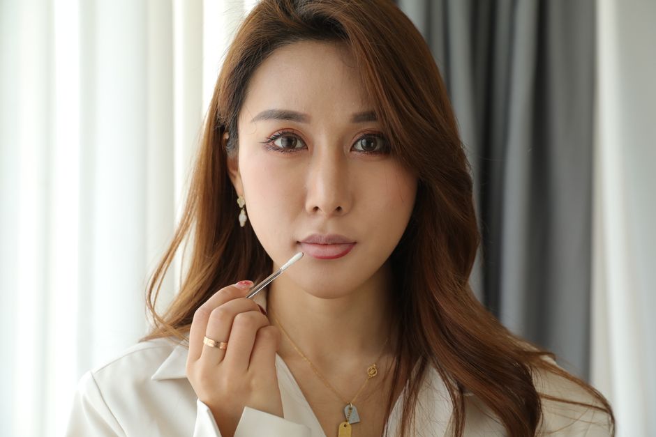 코 성형술 애프터 케어 및 회복 일정에 대한 자세한 가이드